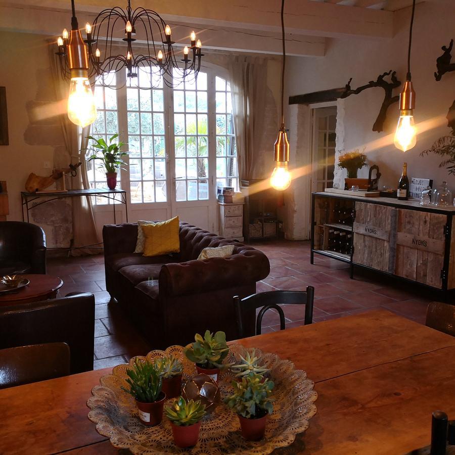 Maison d'Anvers Valréas Extérieur photo